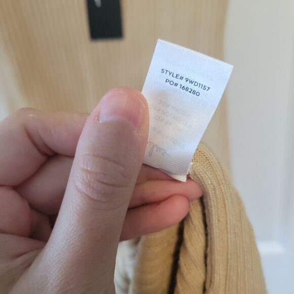 Lulu's Tan Ribbed Knit Midi Dress Size Medium NWT Side Slits - Picture 8 of 8